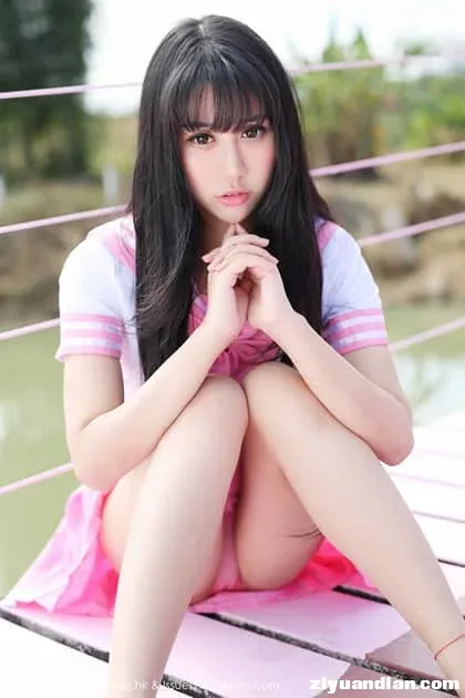 100 (2).webp